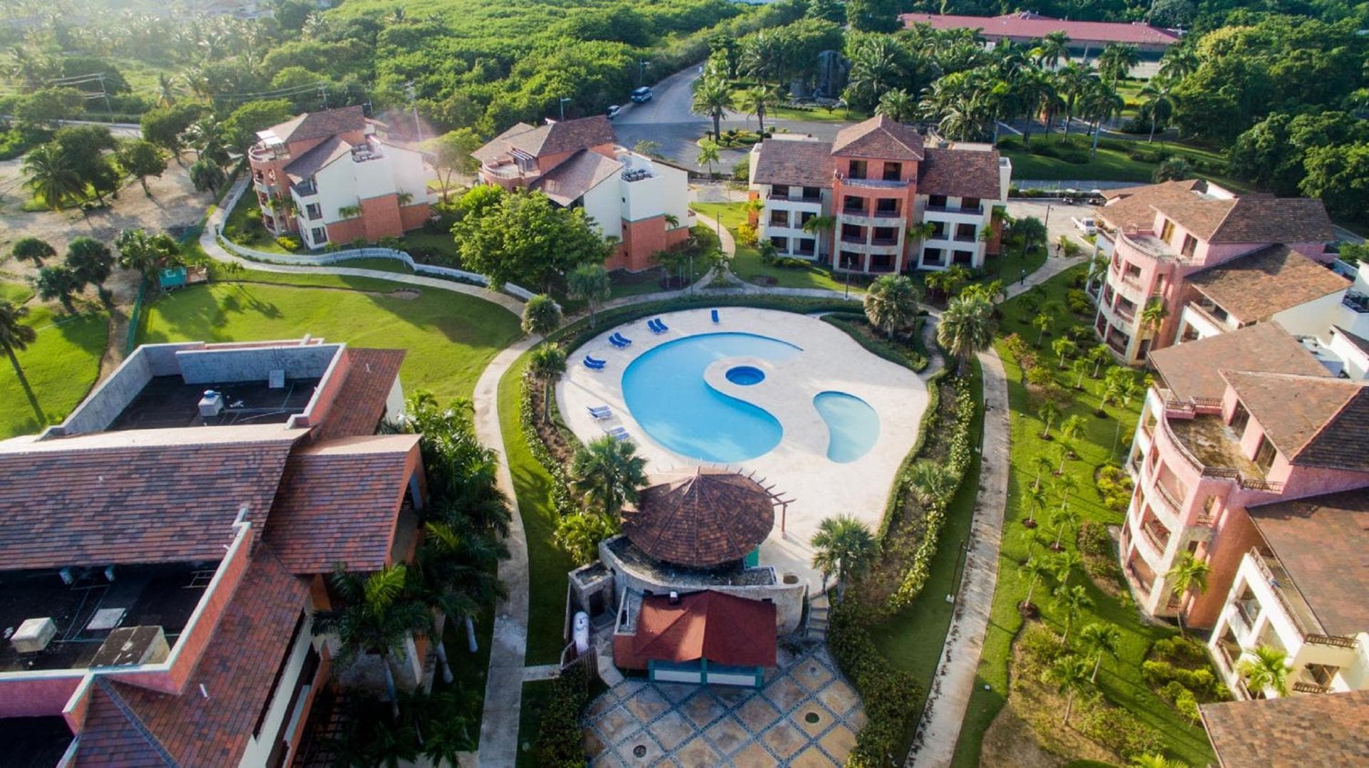 TOT PUNTA CANA APARTMENTS