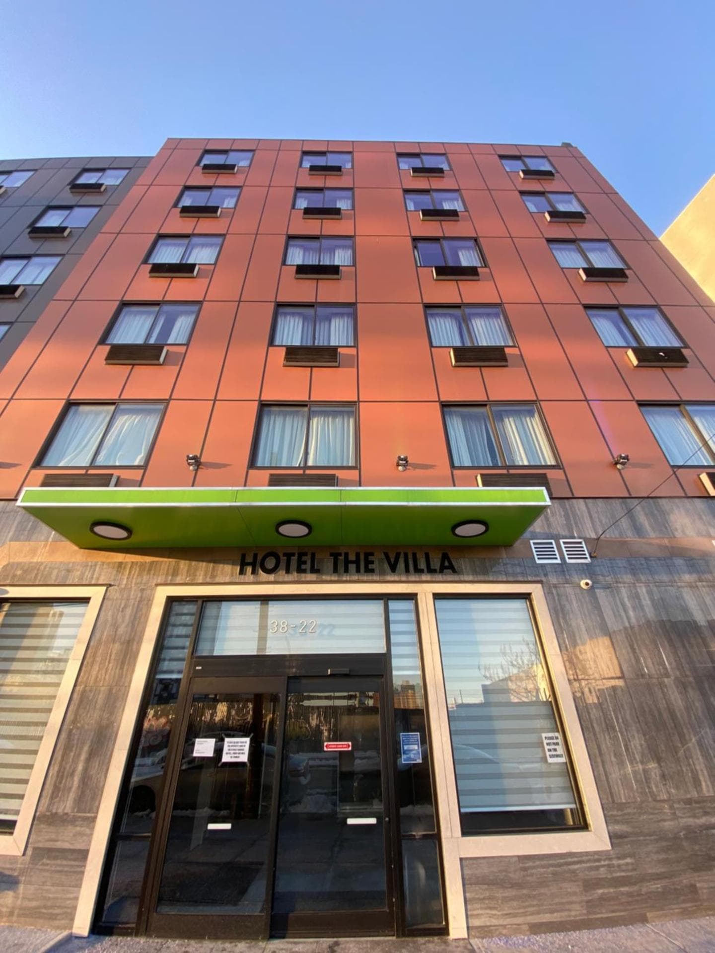 HOTEL THE VILLA - LONG ISLAND CITY HOTEL