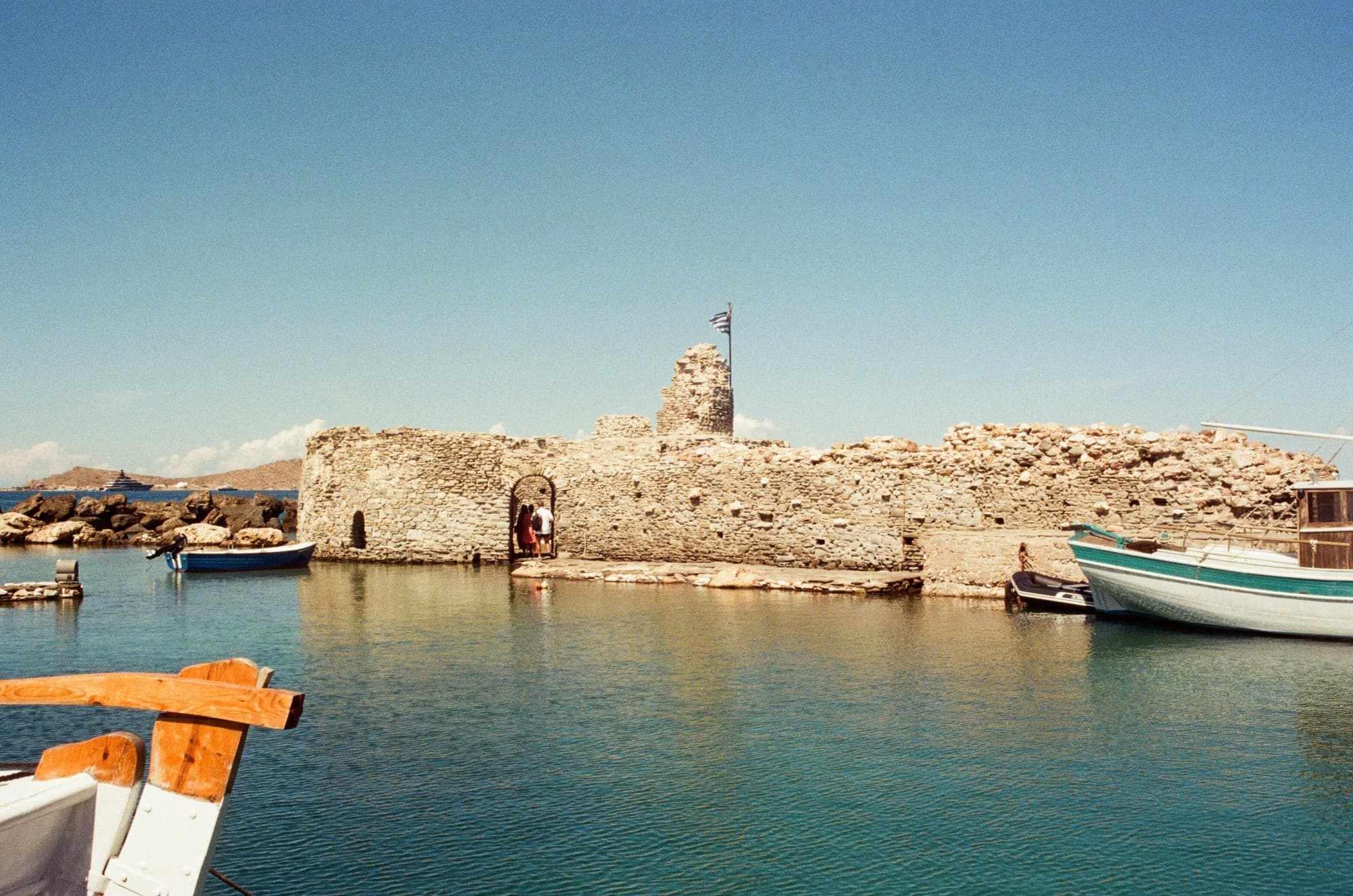 THE CASTLE OF NAOUSSAS' TOWN