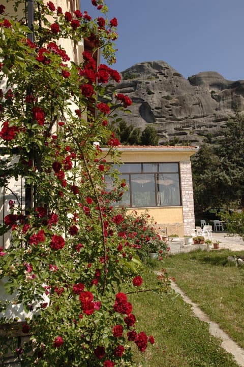 NOK ELEGANT 2BR APT BY VISTACANA