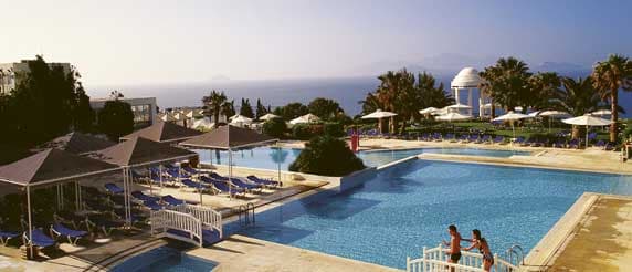 DINA S PARADISE APARTMENTS