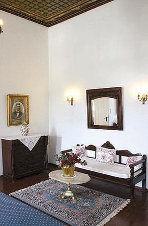 BOUDOURGIANNI'S HOUSE