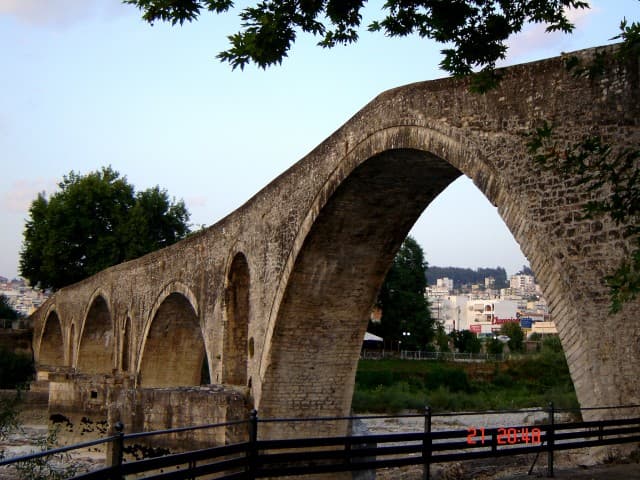 ÃÅÖÕÑÁ ÁÑÔÁÓ