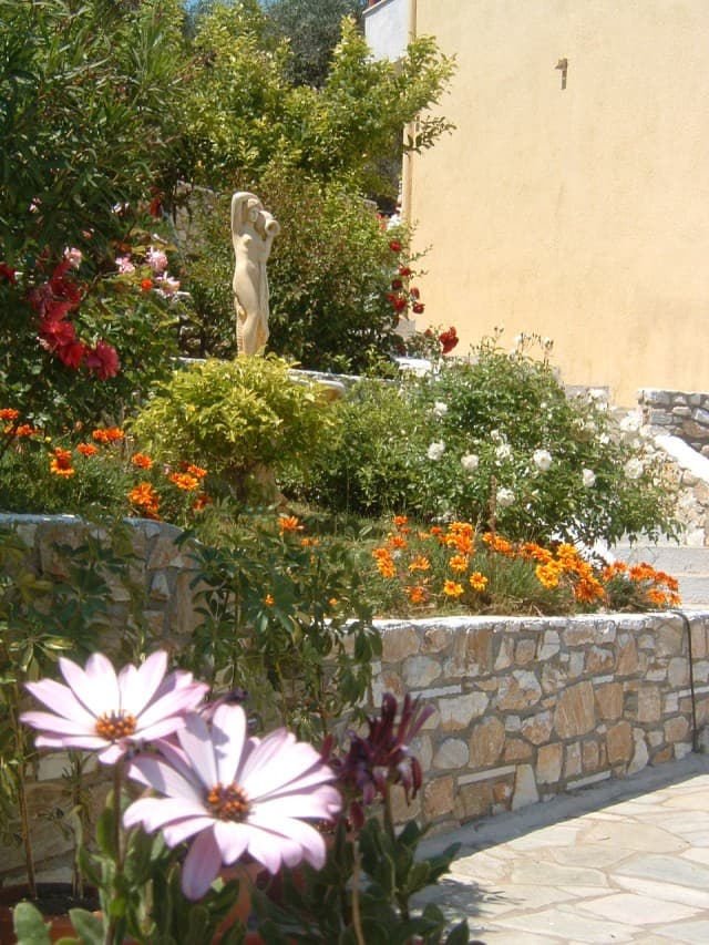 beautiful place  and gardens