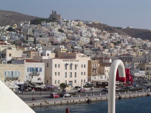 Sifnos port
