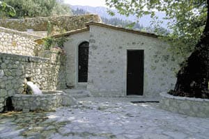 SYVROS