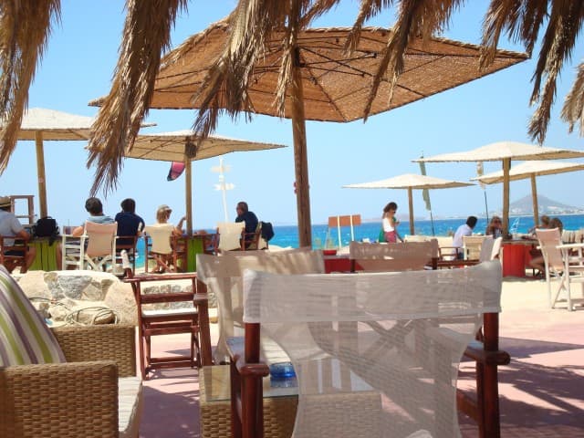 thalasea cafe mikri vigla